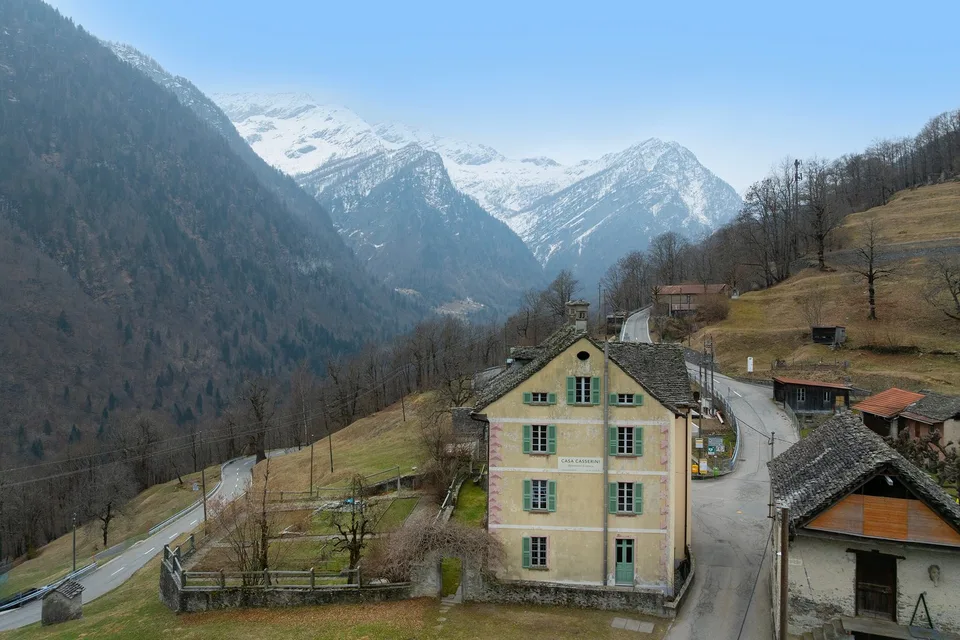 Propriété historique rénovée avec plusieurs unités d'habitation - parmi les fasc...