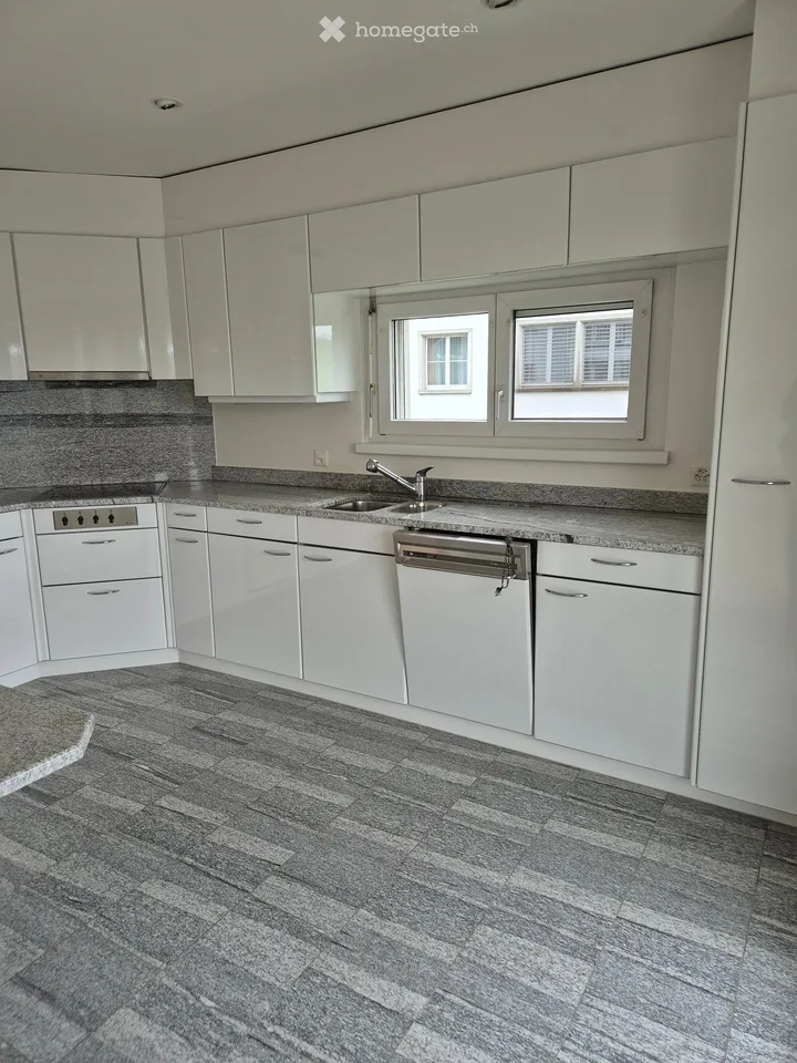 Appartement familial dans un quartier calme avec tour de buanderie privée
