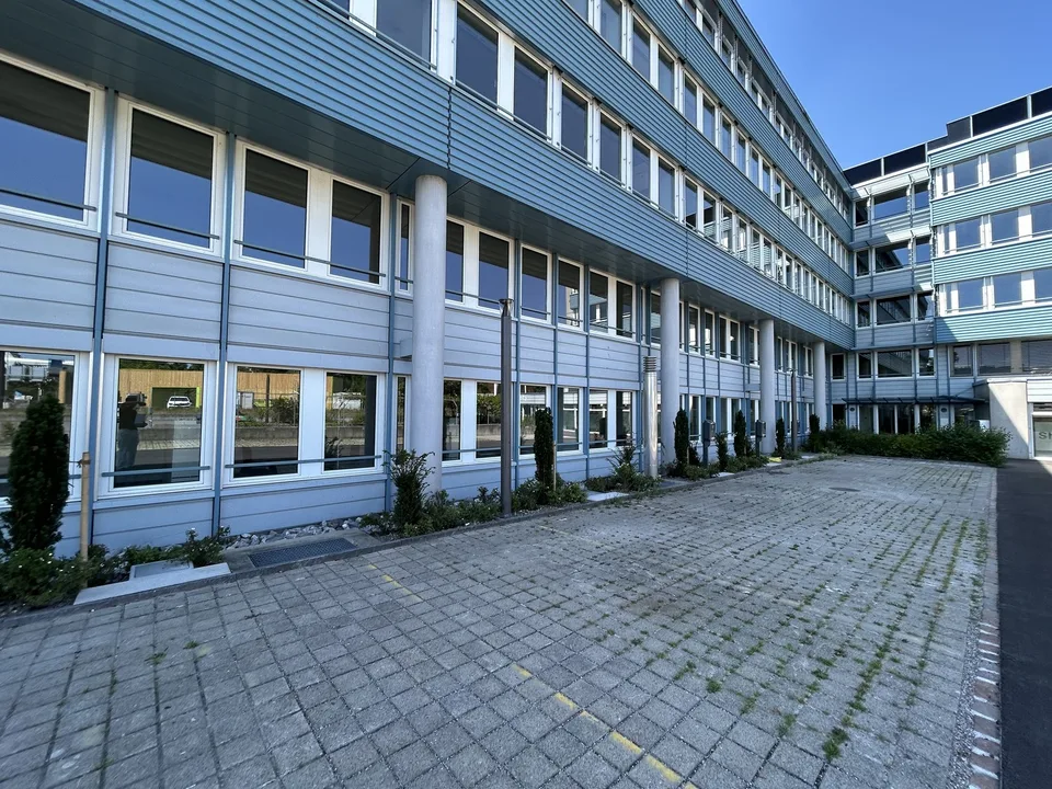 Vollausgebautes und möbliertes Büro in Wallisellen zu vermieten – Foto 6 von 11