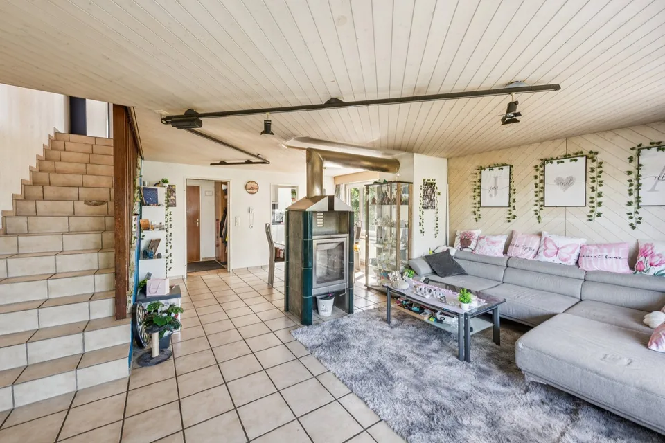 Simply cozy and quiet living