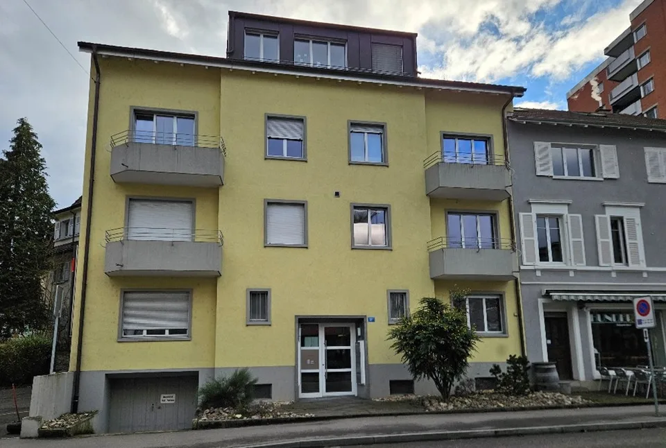 Gemütliche 2-Zimmer-Wohnung mit 2 Balkone in Basel