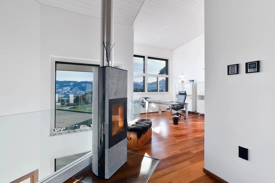 Residenza prestigiosa con vista panoramica aperta sulla regione di Gruyère – foto 11 di 13