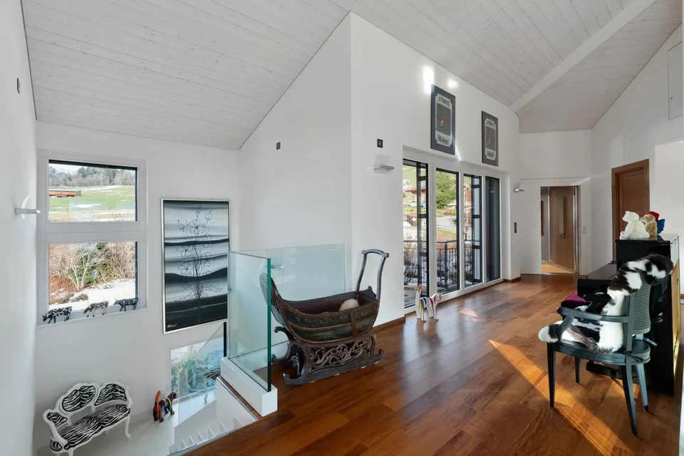 Residenza prestigiosa con vista panoramica aperta sulla regione di Gruyère – foto 10 di 13