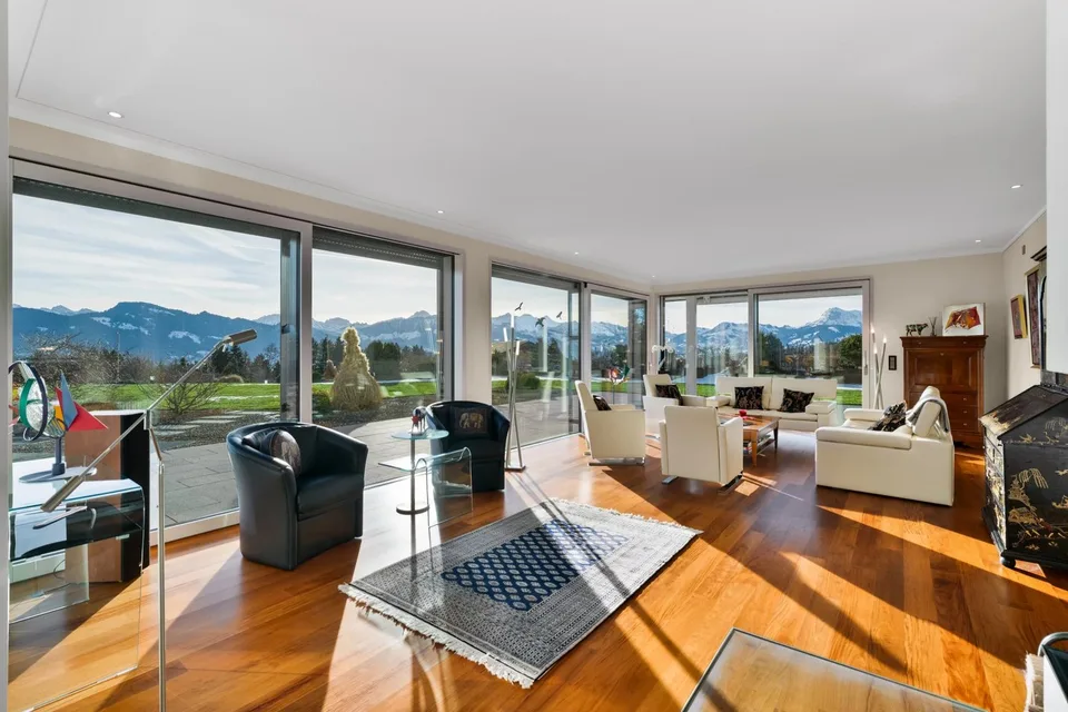 Residenza prestigiosa con vista panoramica aperta sulla regione di Gruyère