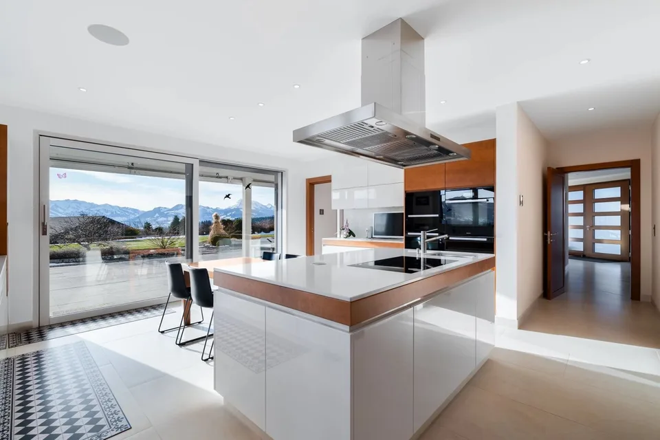 Residenza prestigiosa con vista panoramica aperta sulla regione di Gruyère – foto 7 di 13