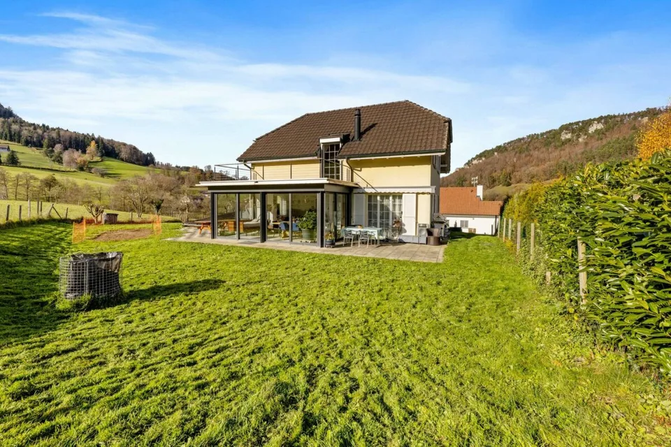 Una casa invece di un appartamento - casa unifamiliare vicino a Basilea (procedura di offerta)