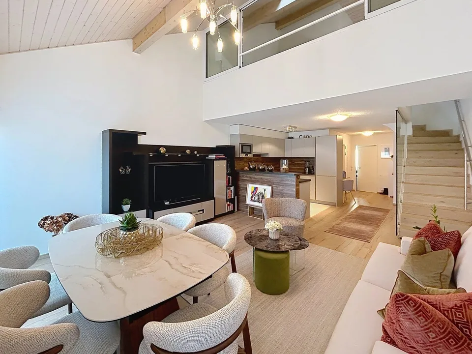 EXCLUSIVITE ! Lumineux duplex  - Eligible CASATAX