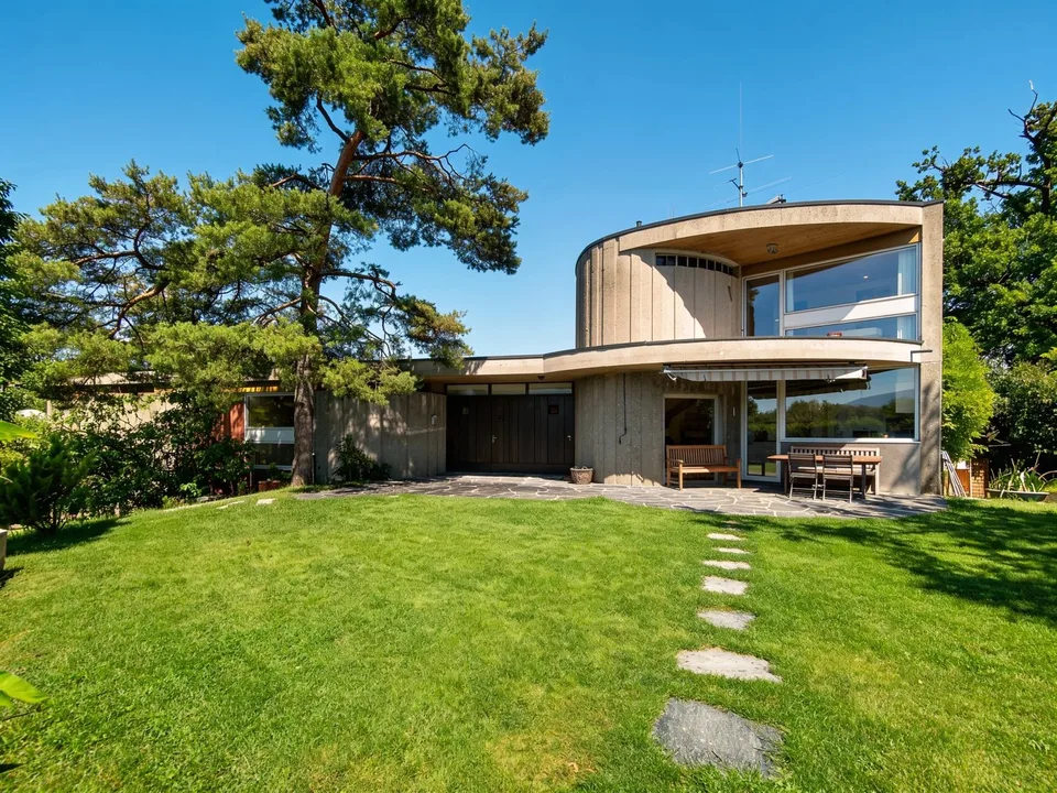 Villa d'inspiration Le Corbusier - Arare