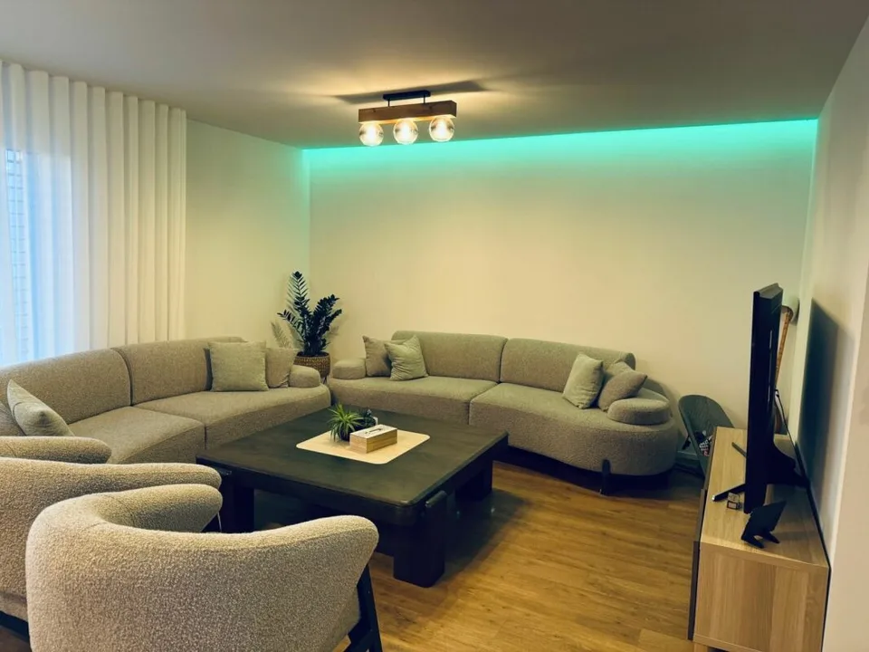 Casa unifamiliare in vendita con riserva di terreno edificabile CHF 1'030'000.-