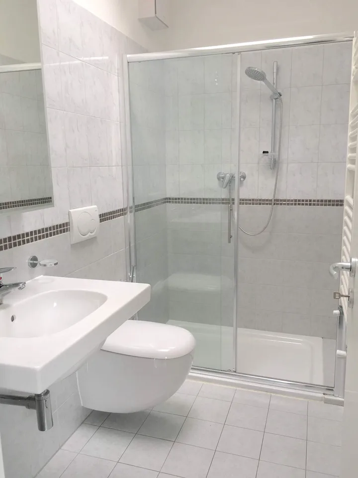 Einzigartiges, möbliertes Penthouse, modern und hell mit Dachgarten – Foto 13 von 30