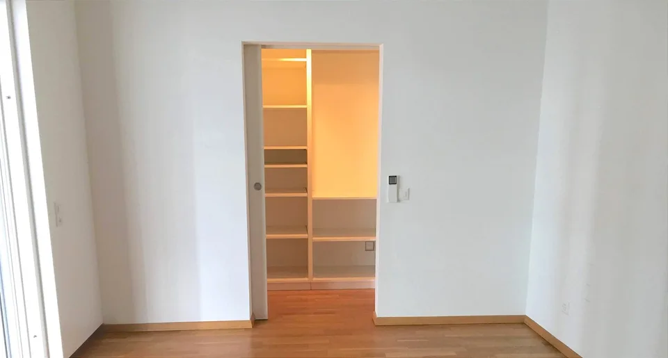 Einzigartiges, möbliertes Penthouse, modern und hell mit Dachgarten – Foto 20 von 30