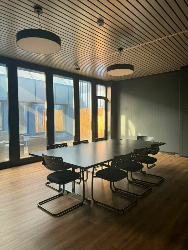 Grand espace de bureau avec 912 m2 à Lucerne