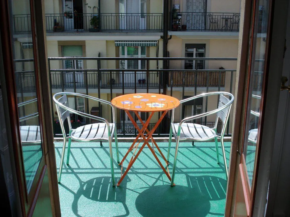 Joli 2 pièces au dernier étage avec balcon...