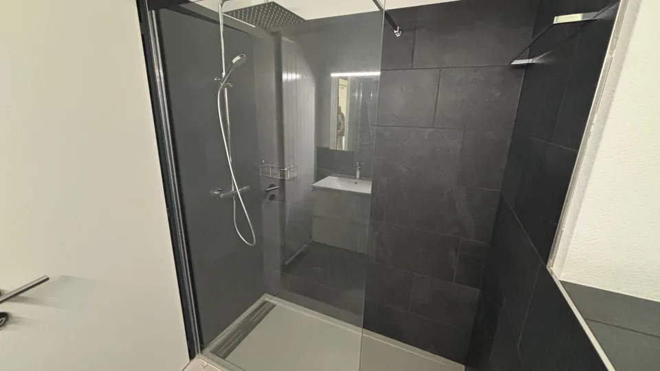 MEDEGLIA - geräumige und helle 5.5-Zimmer-Wohnung – Foto 12 von 22