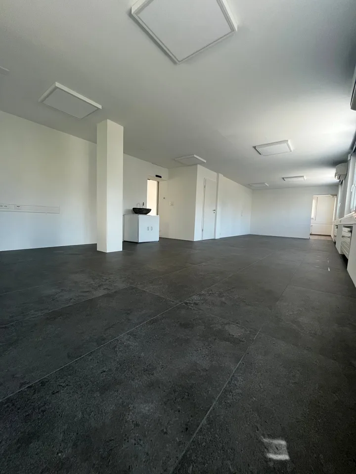 Moderne Gewerbe- / Büroflächen zu vermieten