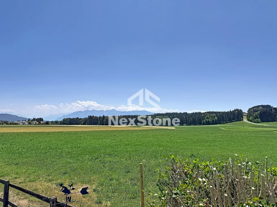 Casa indipendente di 7,5 locali con bella vista panoramica sulle montagne