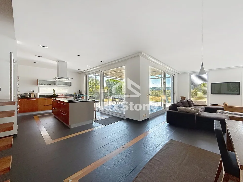 Casa indipendente di 7,5 locali con bella vista panoramica sulle montagne – foto 6 di 14