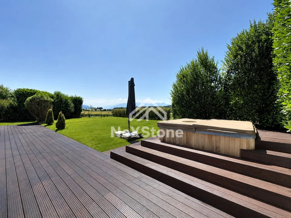 Casa indipendente di 7,5 locali con bella vista panoramica sulle montagne