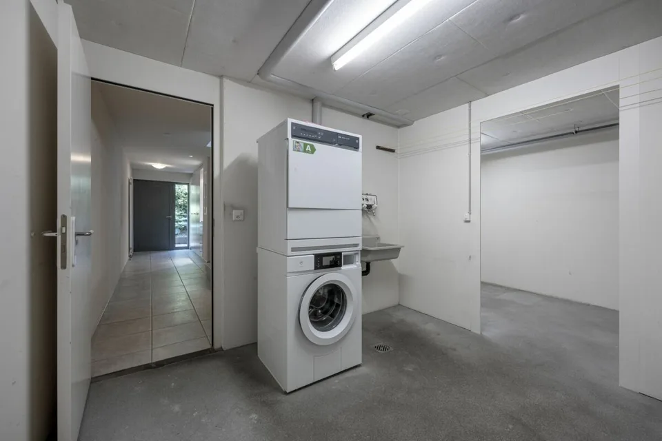 Casa a schiera in una posizione di prim'ordine a Horgen – foto 13 di 15