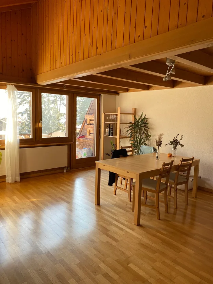 6.5 Zimmer-Wohnung mit Blick auf die schöne Bergwelt