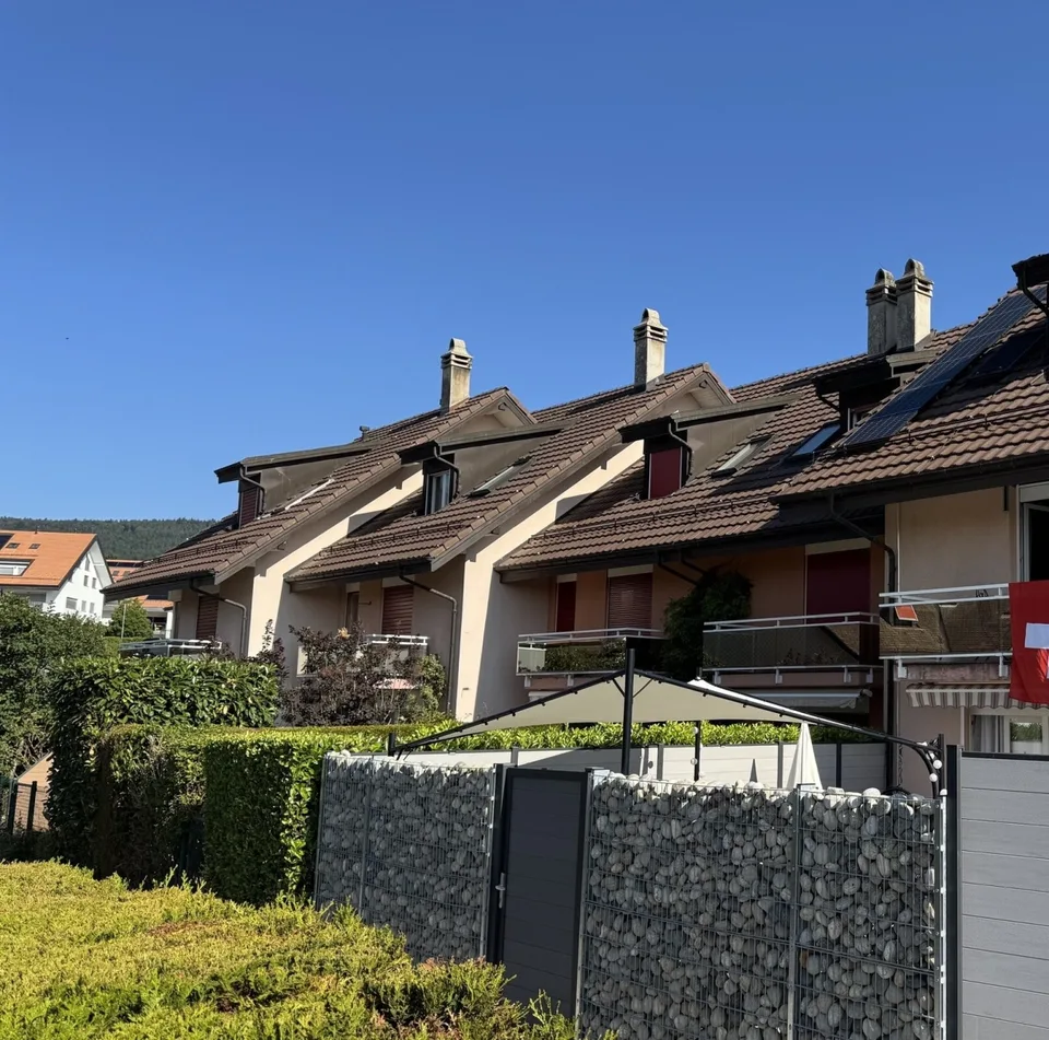 Villa mitoyenne / 5.5 pces / Gimel VD / réf. 20262600 / EXCUSIVITE
