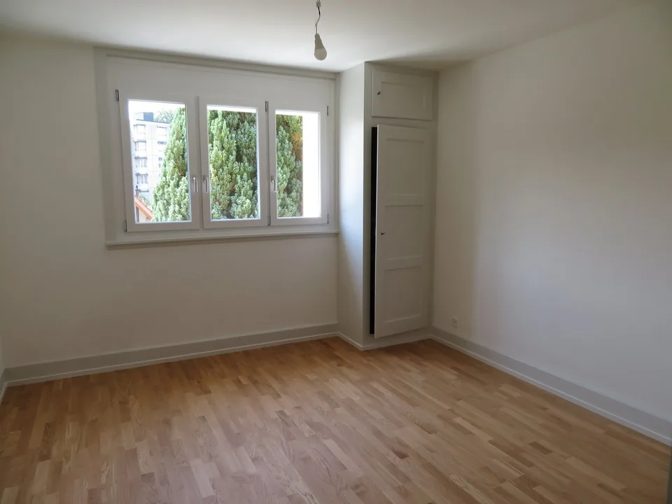 Frisch sanierte 2 Zimmerwohnung nahe Bahnhof Papiermühle