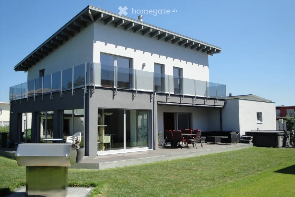 Spacieuse maison familiale de 7,5 pièces à Kriegstetten