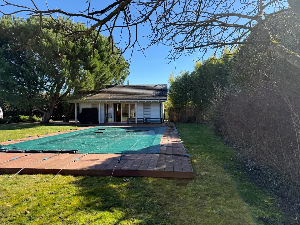 Magnifica villa di 550 m² a Corsier, Eleganza, confort e serenità, grande piscina, parco di 2400 m2
