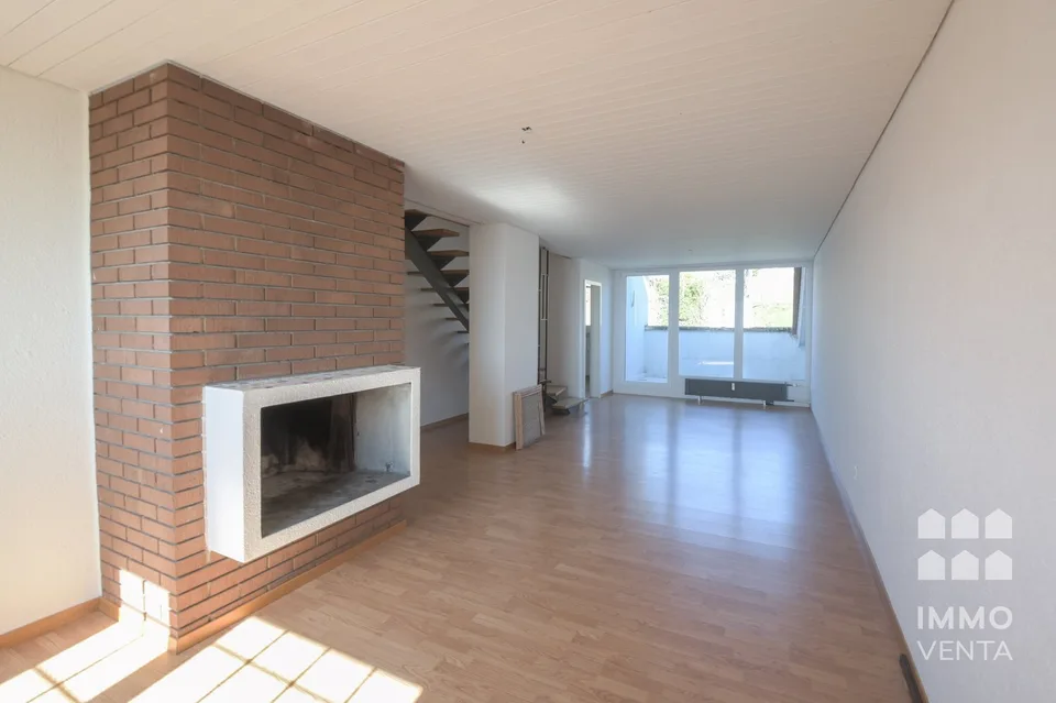Sonnige 3-Zimmer-Maisonette mit Balkon / Duplex lumineux de 3 pièces avec balcon