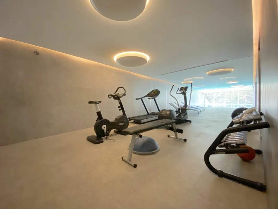 Luxuriöse 4.5-Zimmer-Wohnung mit Panoramaterrasse und Seeblick – Foto 10 von 10