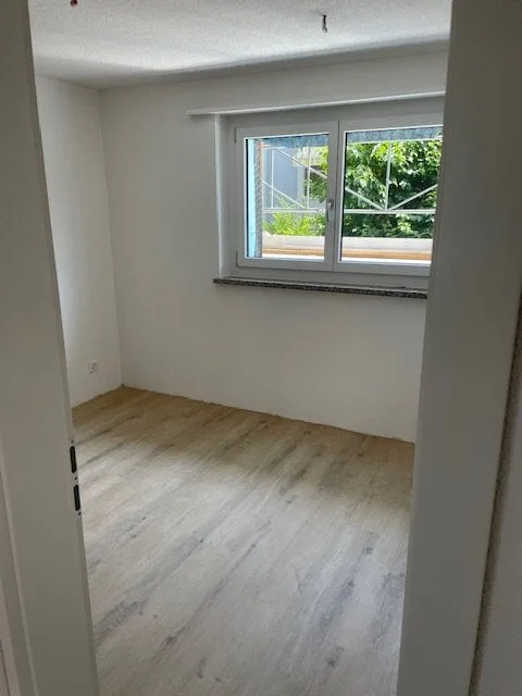 Erstvermietung neue Wohnung mit Balkon
