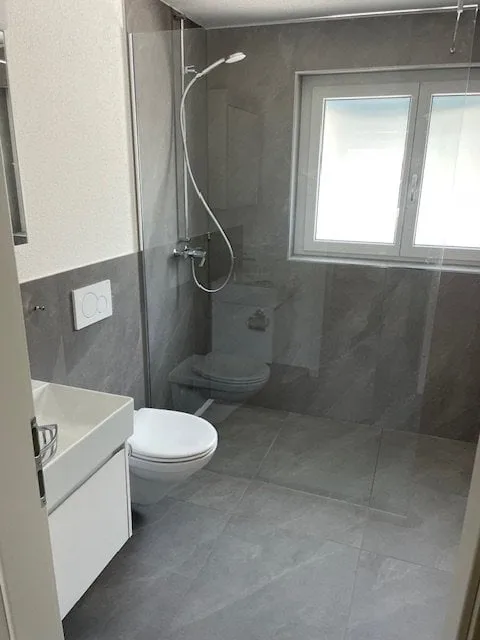 Erstvermietung neue Wohnung mit Balkon
