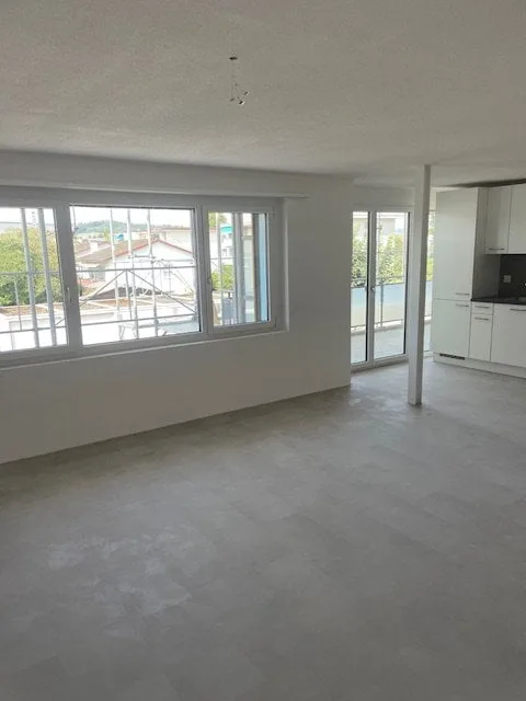 Erstvermietung neue Wohnung mit Balkon