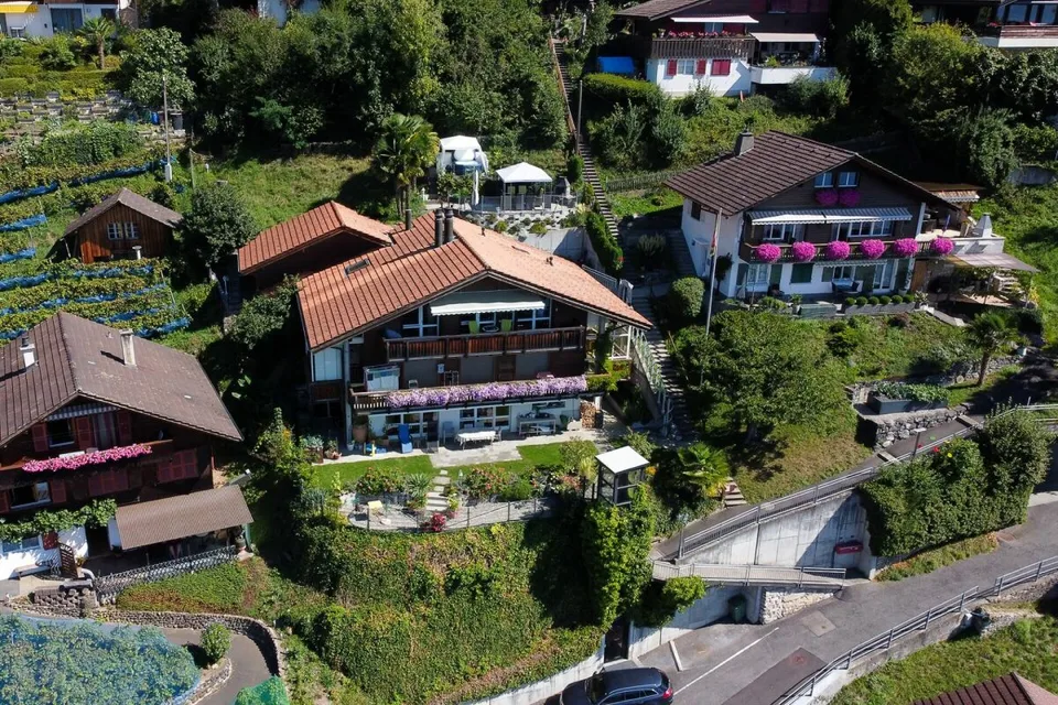 4.5-Zimmer-Eigentumswohnung mit unvergleichlicher See- und Bergsicht – Foto 12 von 13