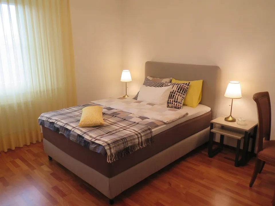 1 appartement avec terrasse meublé