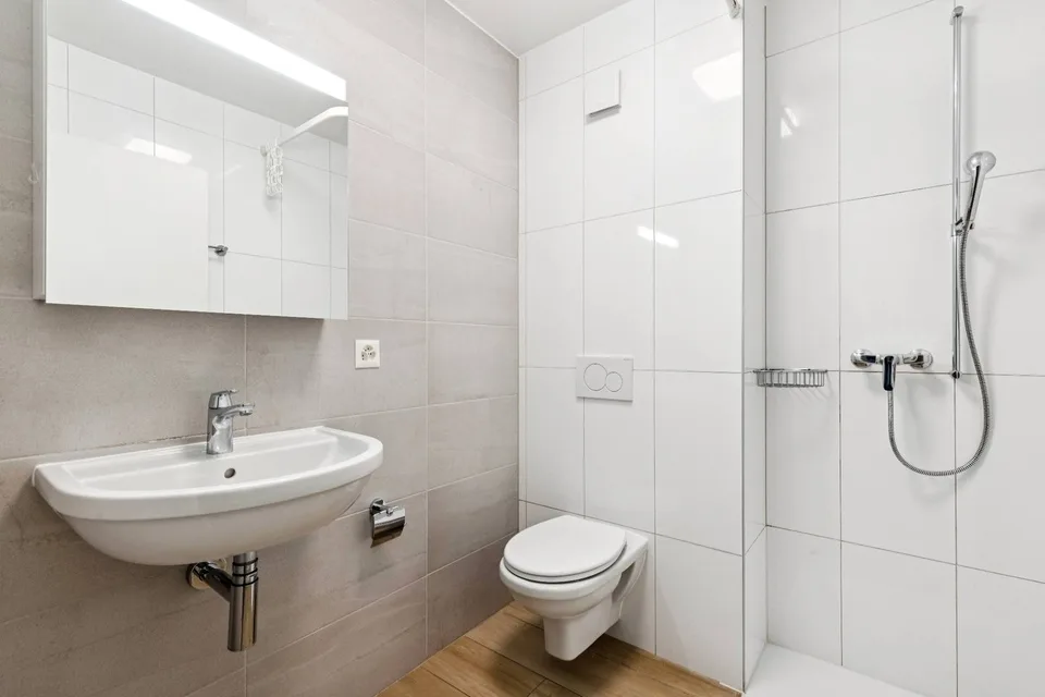 Schönes Apartment mit 4.5 Zimmern + Mezzanine – Foto 11 von 26
