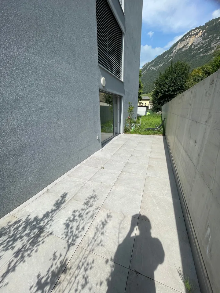 STUDIO MODERNE LUMINEUX AVEC TERRASSE / MALOC-IMMO
