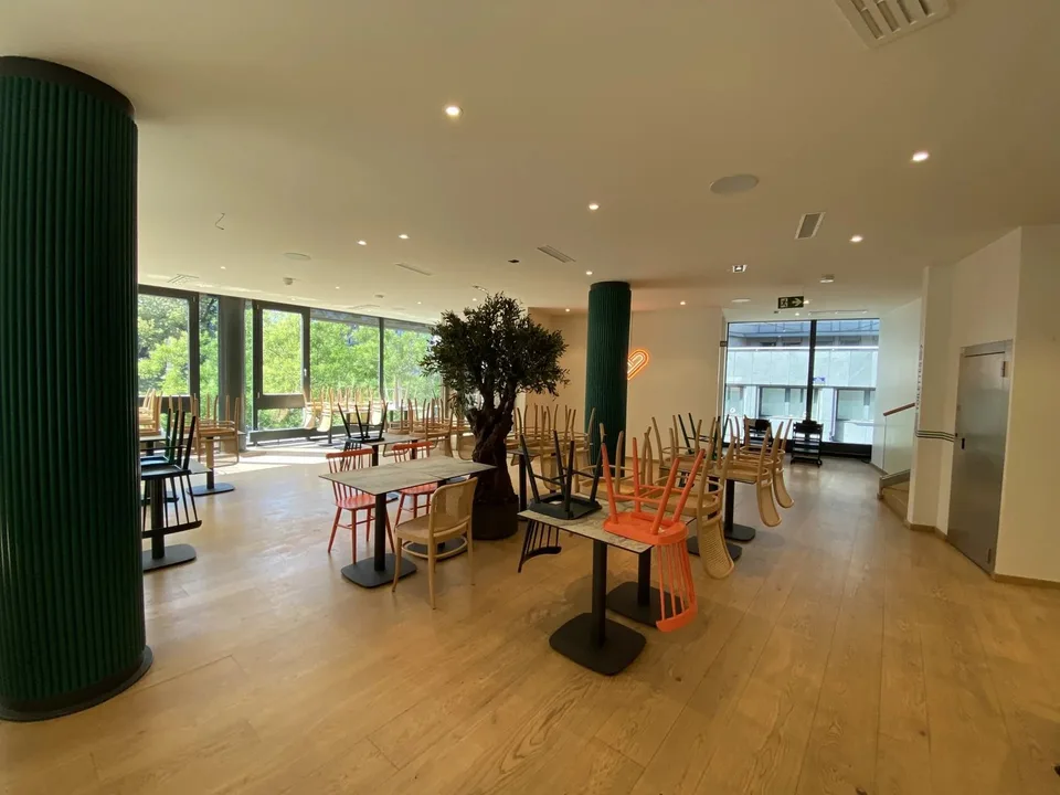 Restaurant ausgestattet im Zentrum von Genf – Foto 7 von 9