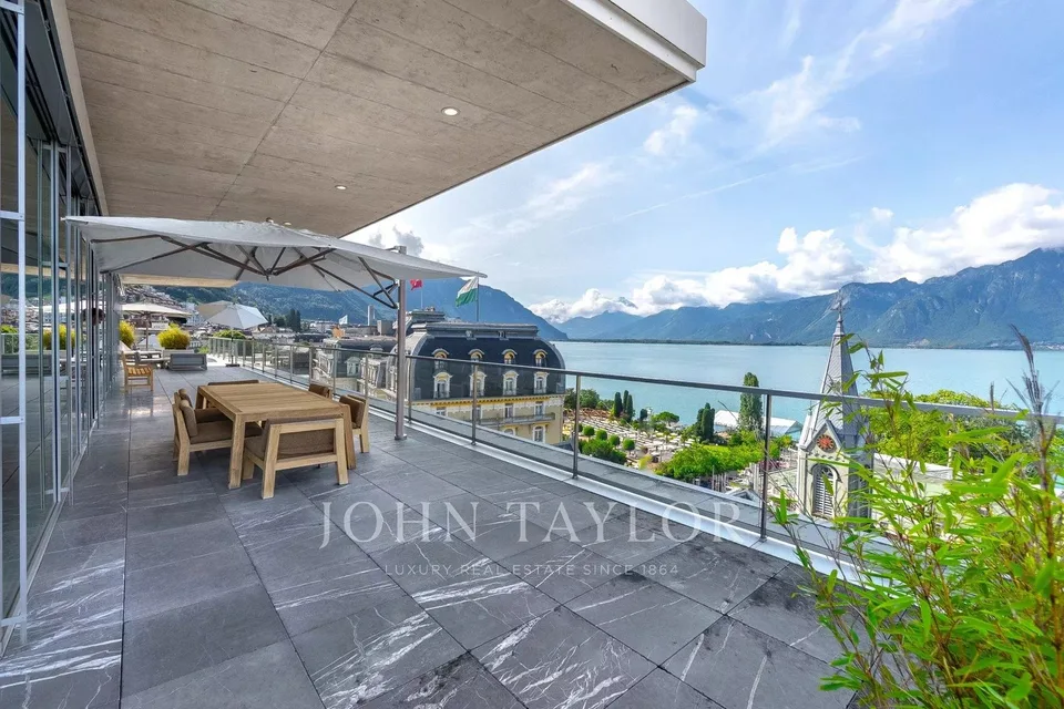 Exceptionnel attique en plein coeur de Montreux !