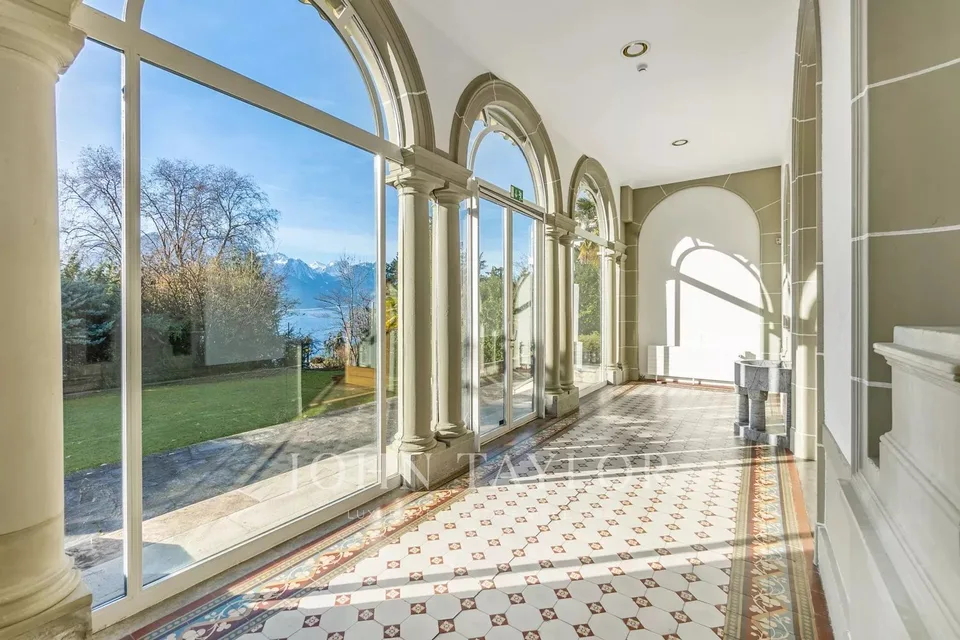 Proprietà magnifica al riparo da sguardi