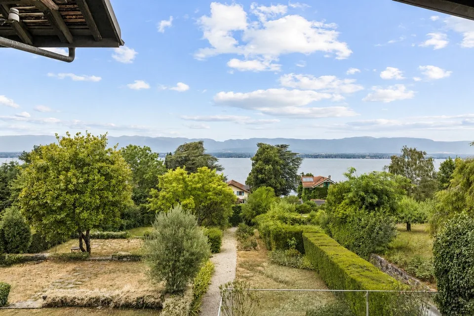 Corps de ferme du XIXème siècle entièrement rénové avec vue panoramiqu
