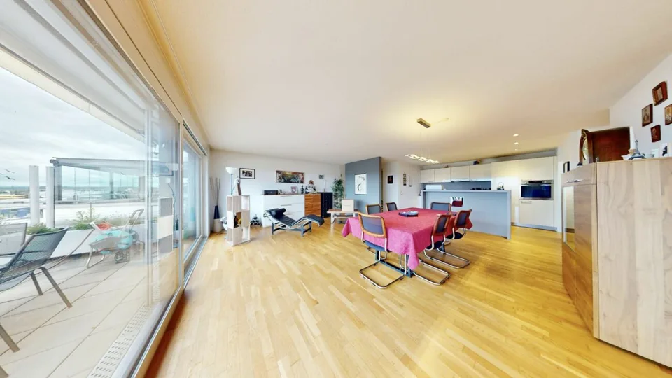 TRAUMHAFTE TERRASSENWOHNUNG MIT ALPENPANORAMA