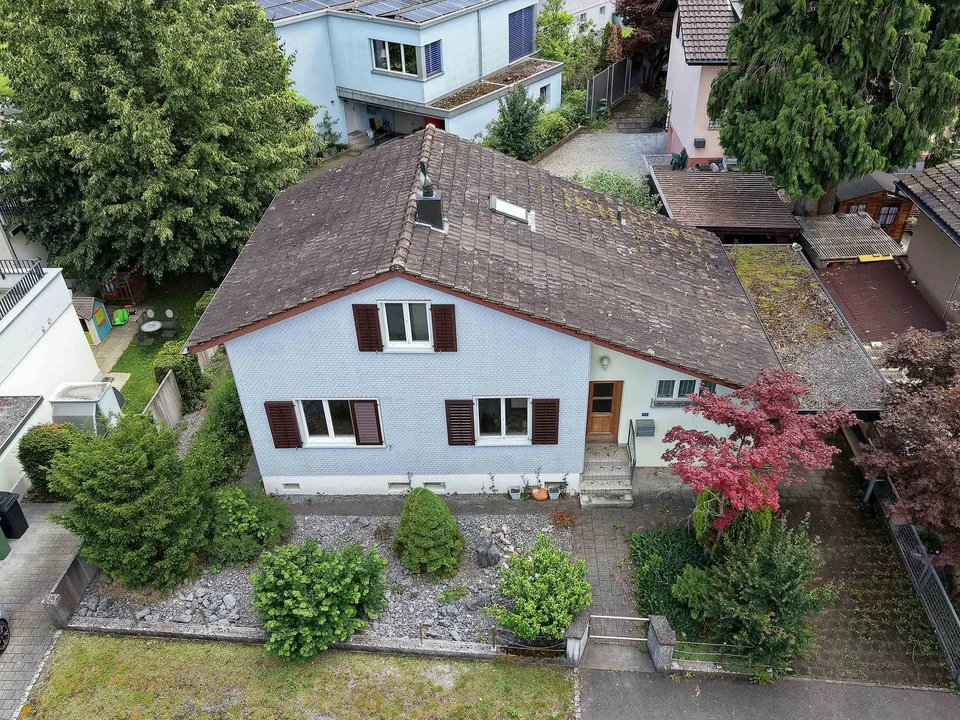 Maison unifamiliale – indépendante, riche en potentiel, idéale pour les familles – photo 7 sur 12