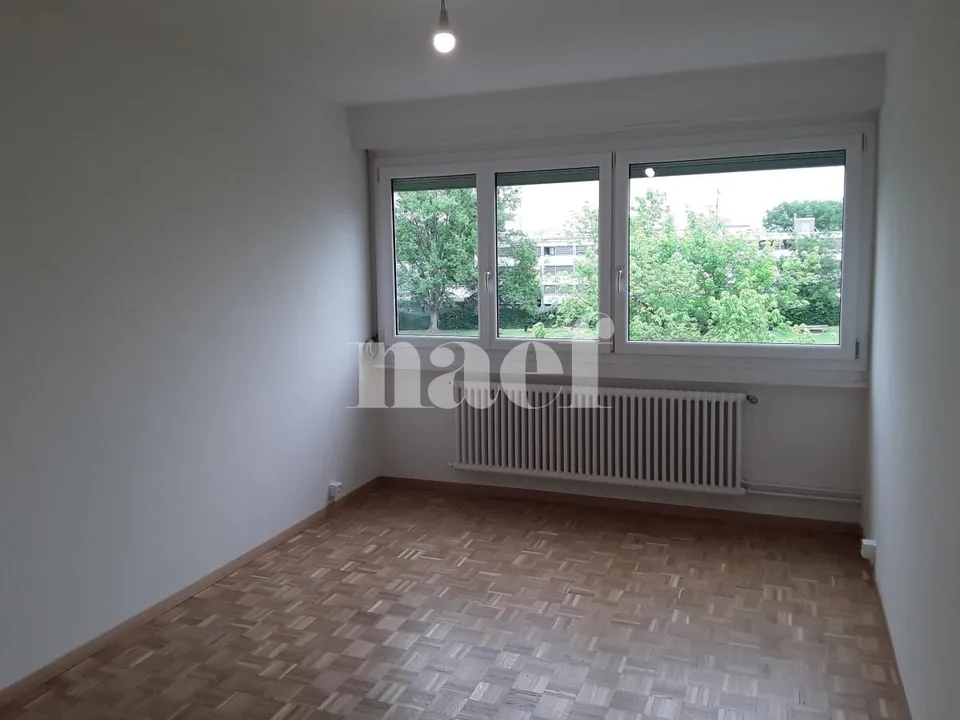 6-room apartment in a quiet location