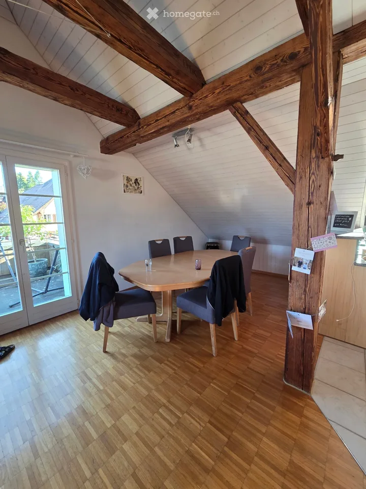 Appartement en mansarde central et lumineux