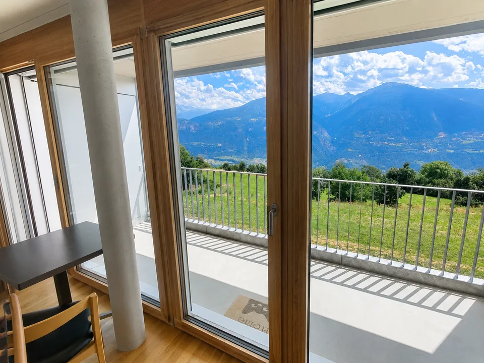 BELLO STUDIO RECENTE CON TERRAZZA COPERTA - BELLA VISTA - SENZA VIS-A-VIS