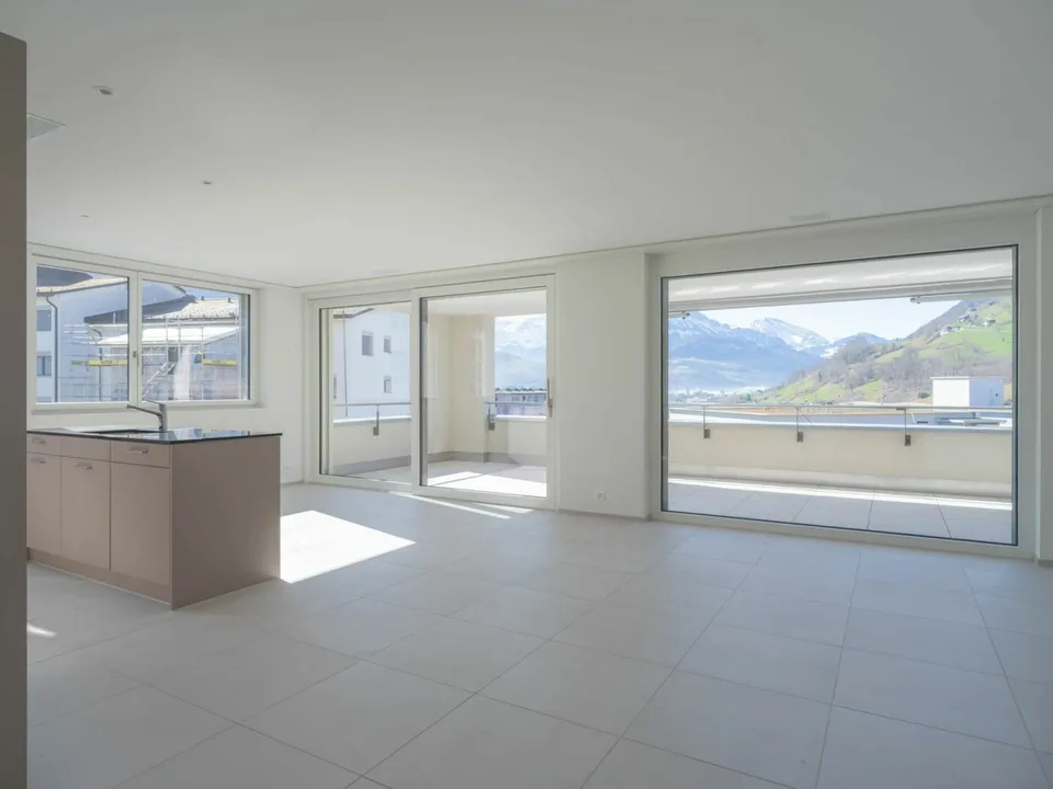 Attraktive Erstvermietung - 5.5-Zimmerwohnung mit Loggia