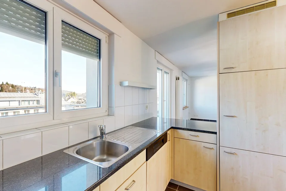 Living in the heart of the city - spacious wellness oasis!
