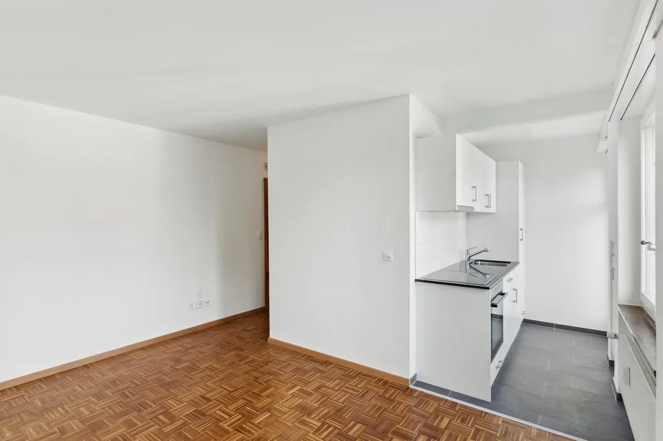 Studio accogliente con balcone