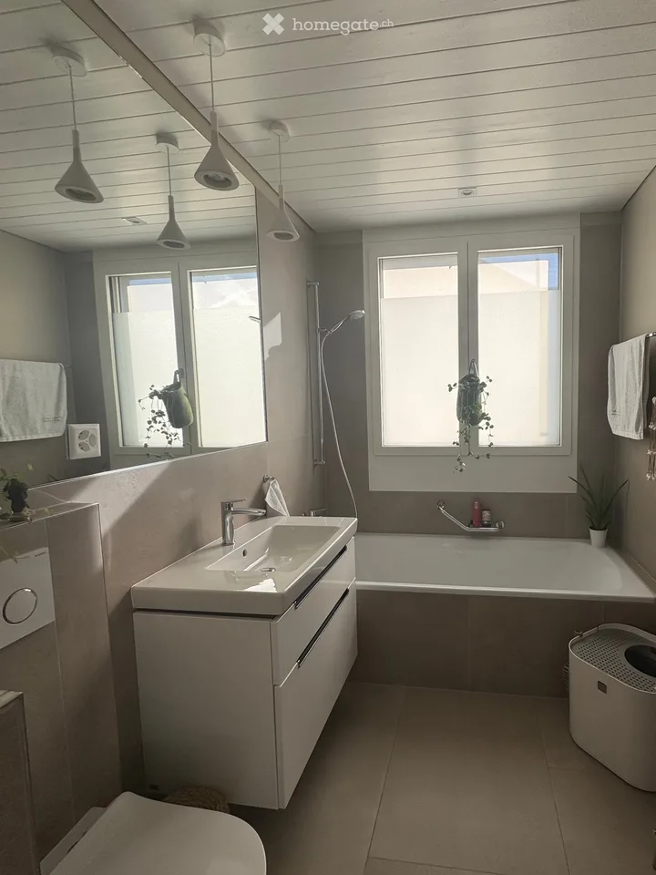Neue 3.5-Zimmer-Wohnung mit Balkon in St-Sulpice VD